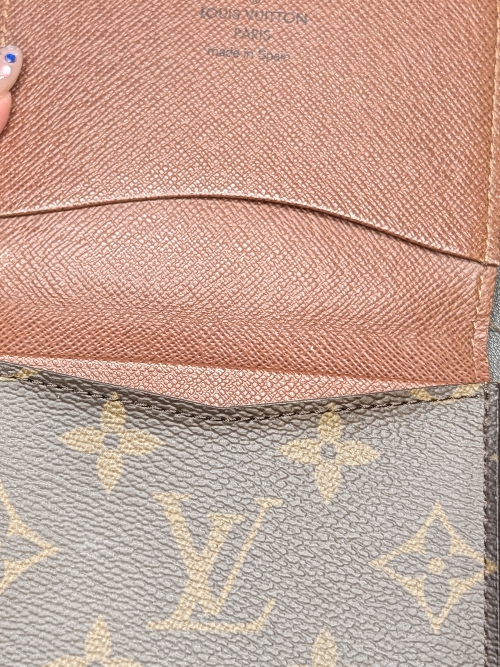 Louis Vuitton Monogram Card Holder - Picture 2 of 9